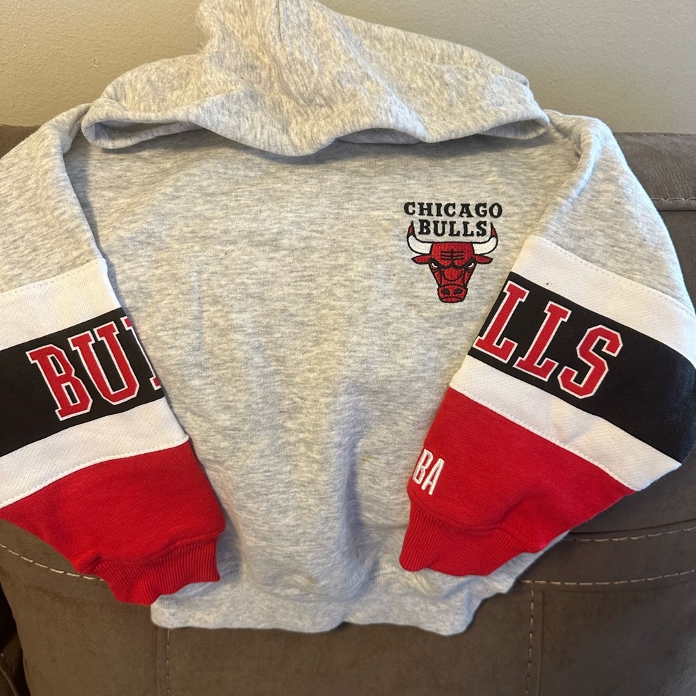 PULL OVER HOODIE